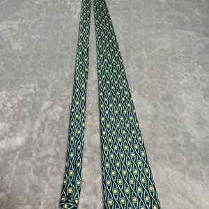 Hand Made Mercedes High Fashion Stylish Green and Yellow Patterned Tie